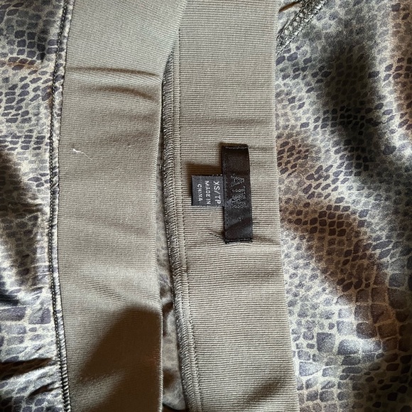 ATM Silk Slip Skirt Elastic Waist Green and Black Snake Pattern XS - Picture 3 of 5